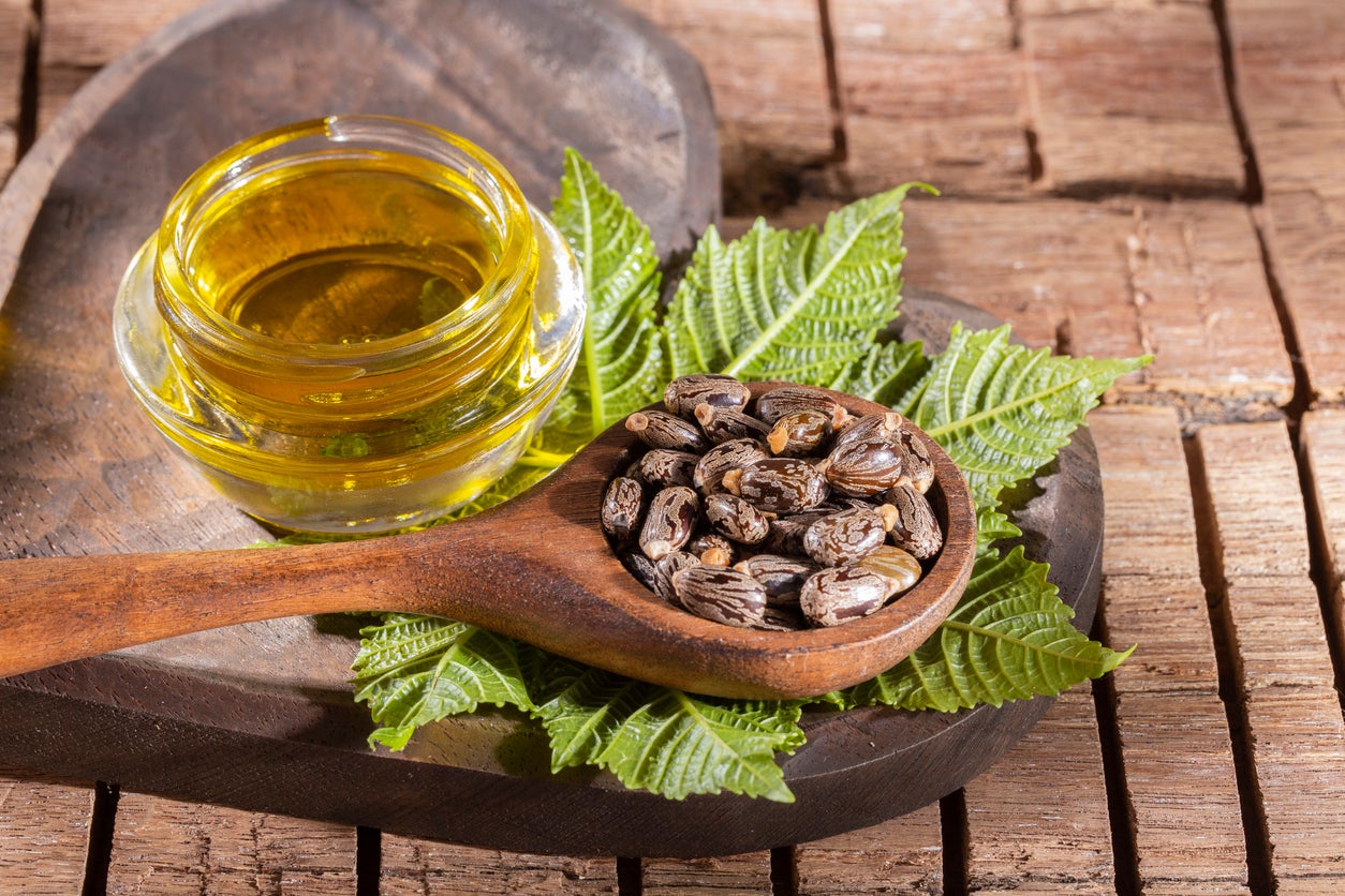 Benefits of Castor Oil for Hair and Skin